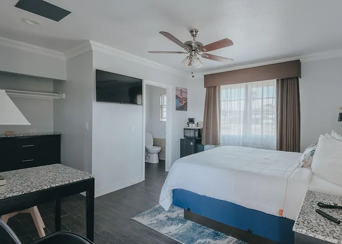 Sea Air Inn & Suites - Downtown - Restaurant Row