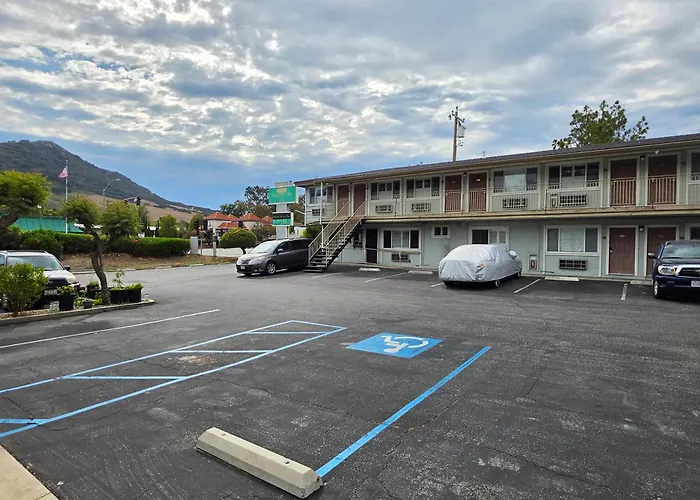 San Luis Inn And Suites